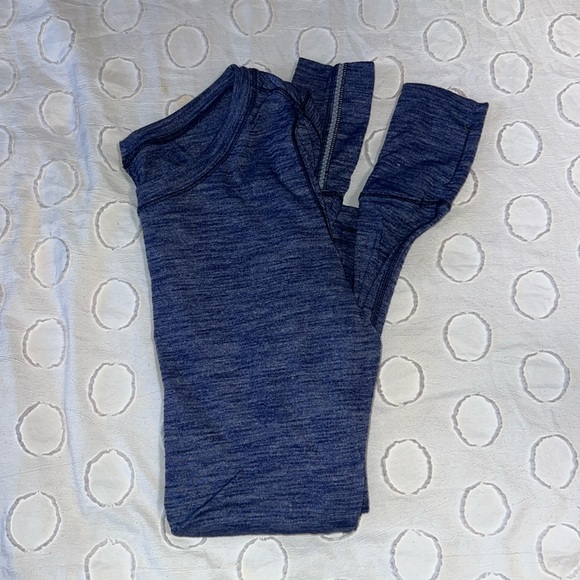 Lululemon blue long sleeve - Picture 1 of 4